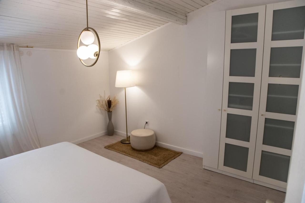 Casa Tosic Apartment Ровин Екстериор снимка